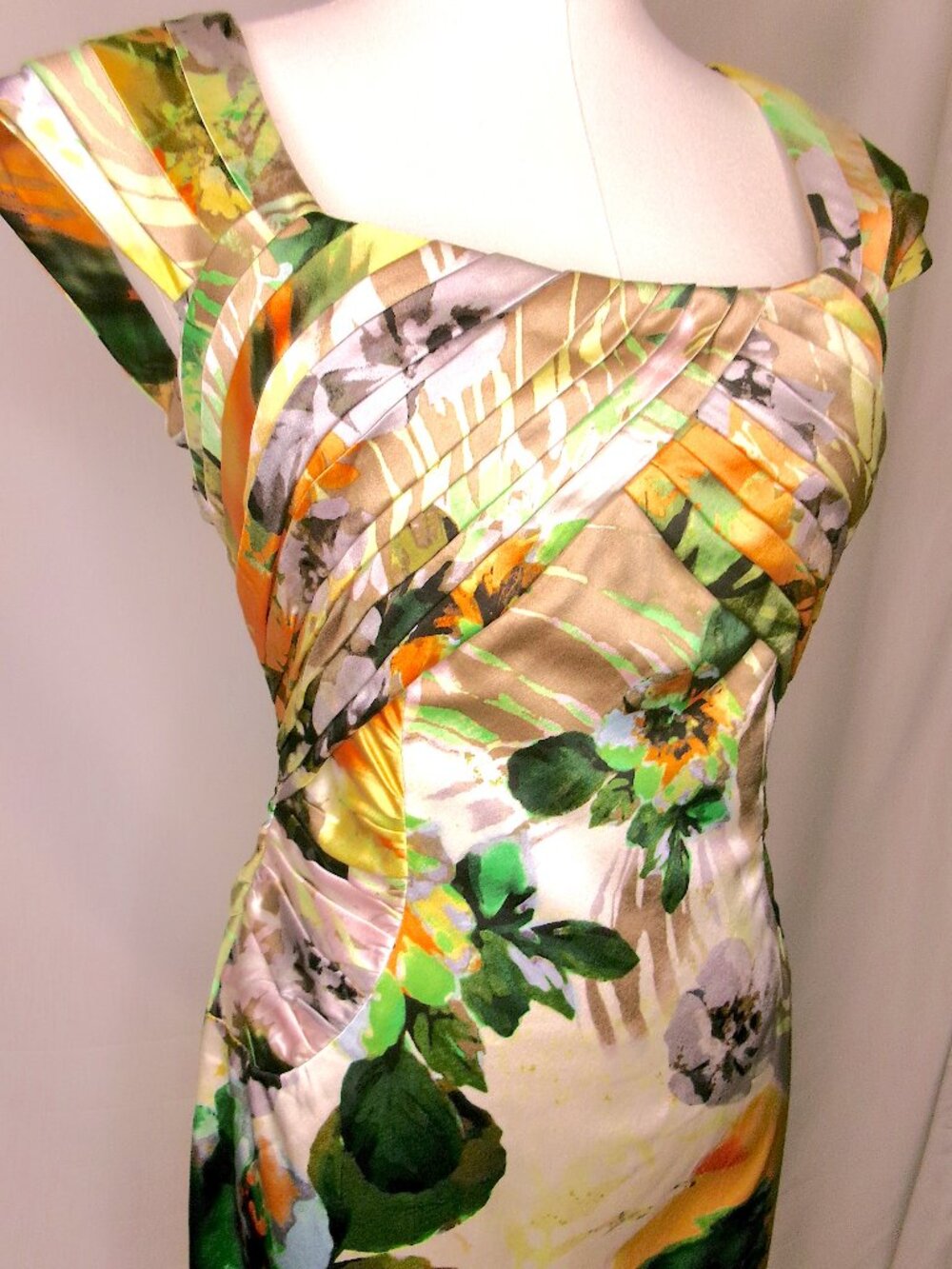 Kay Unger Silk Floral Ruched Sheath Dress Elegant Occasion 8